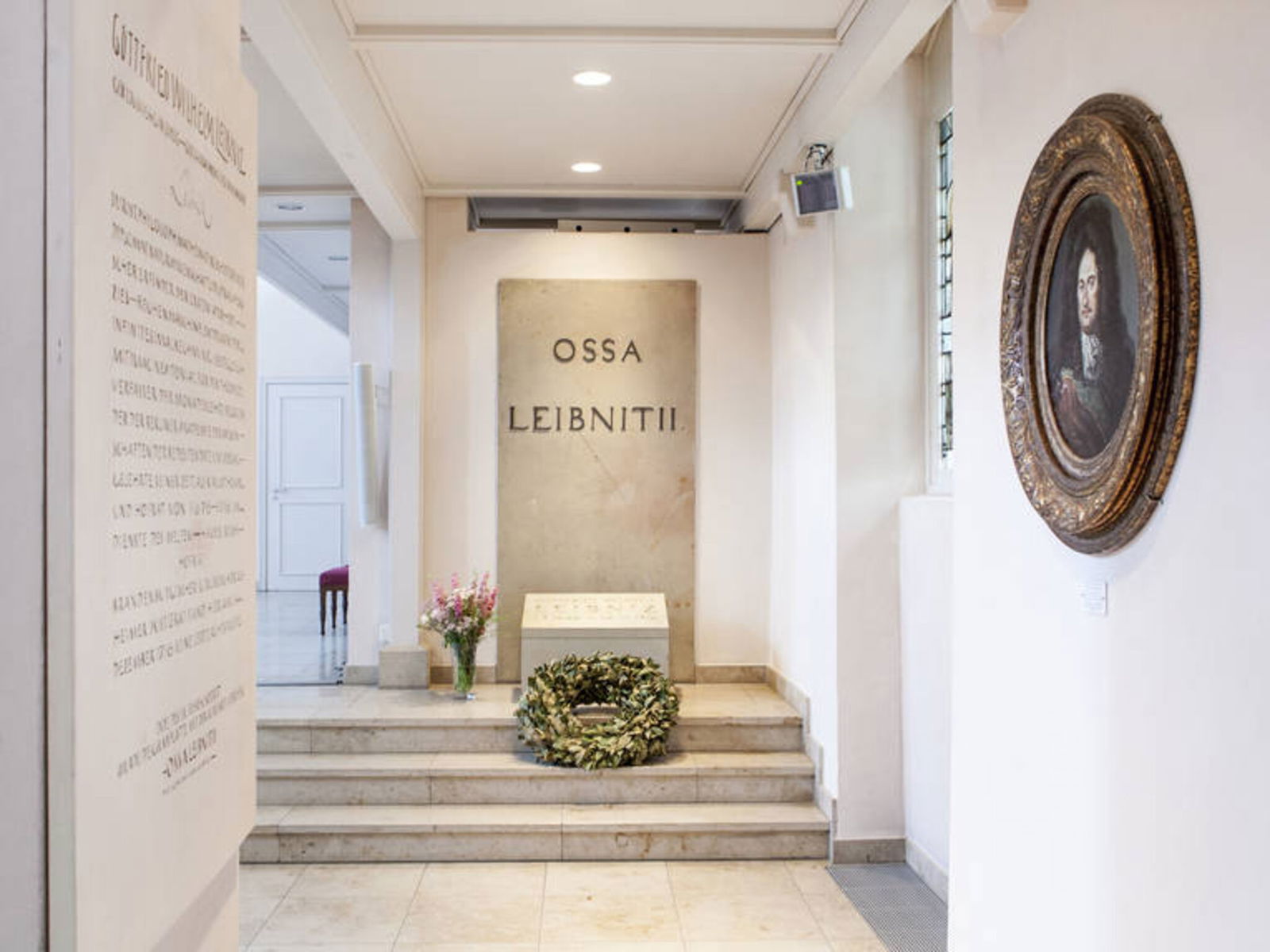 Leibniz-Grab_image_full