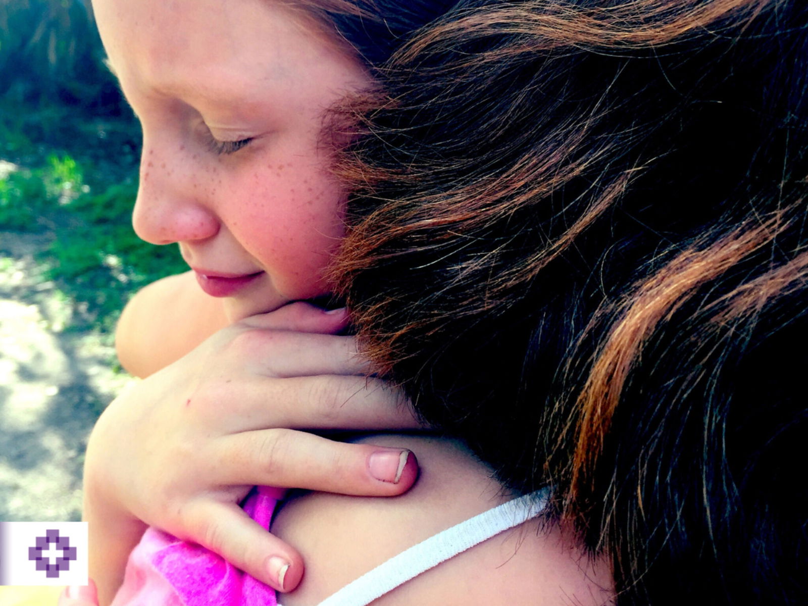 Eine Umarmung tut jedem Menschen gut. Immer. (Foto: Pexels)