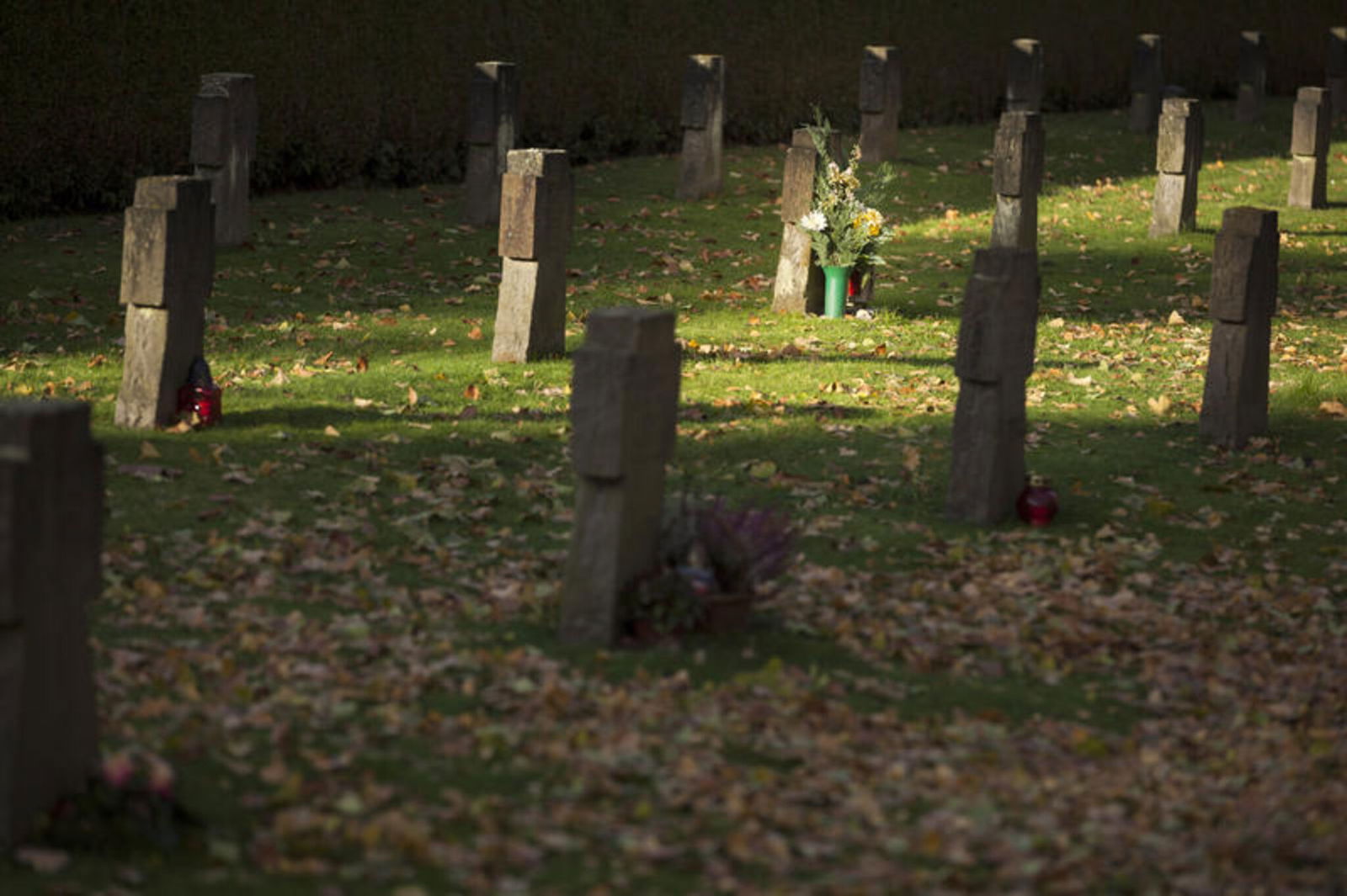 volkstrauertag_kriegsgraeberfeld