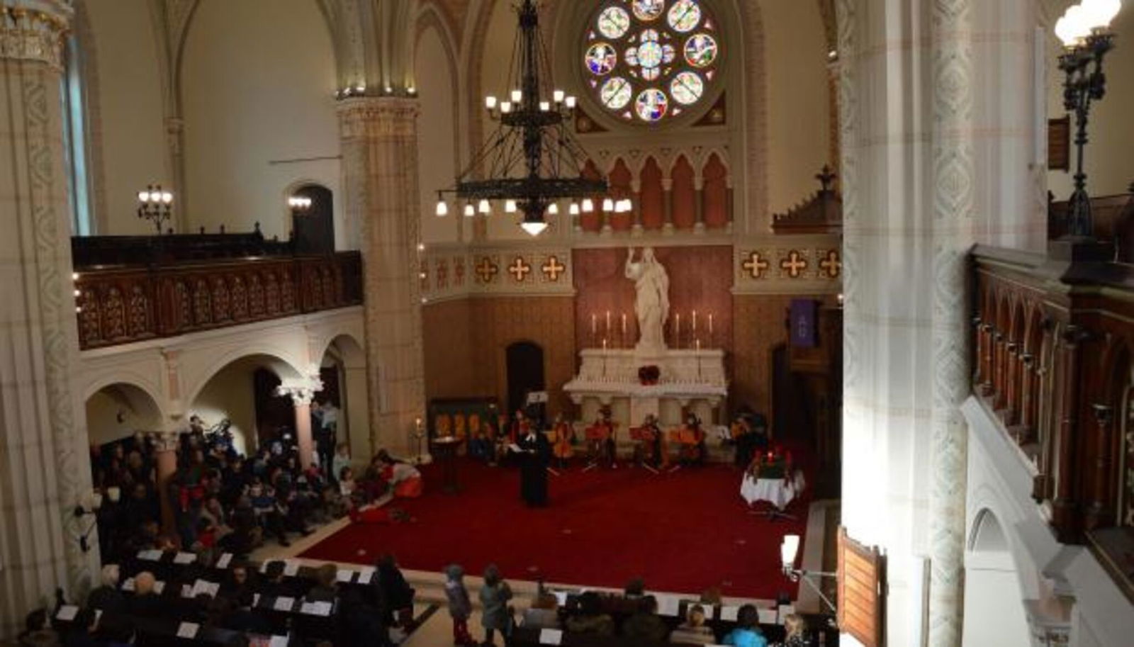 refliederwettbew_gottesdienst_mit_cellisten_klein