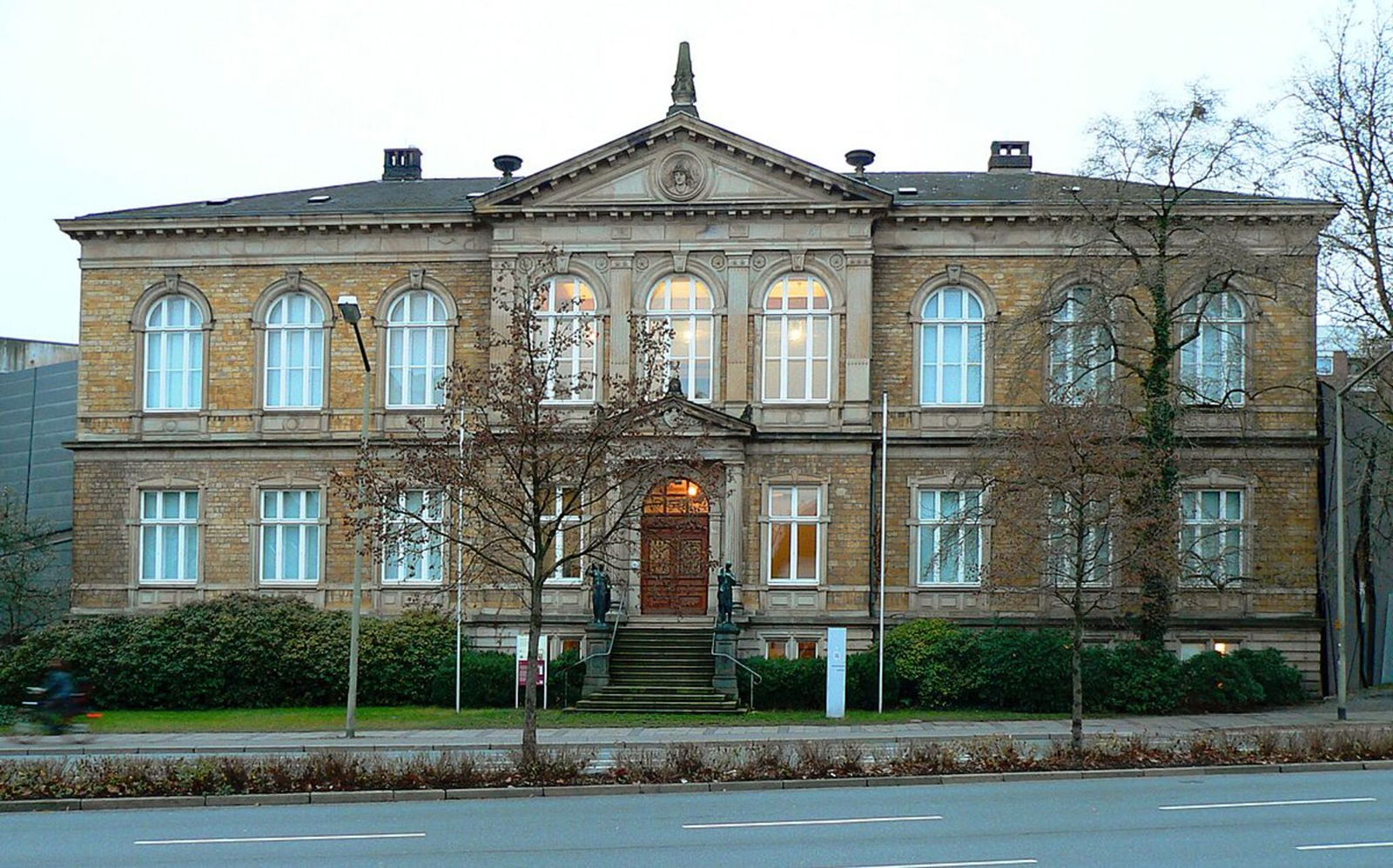 Kulturgeschichtliches_Museum_Osnabrue_Strassenfront