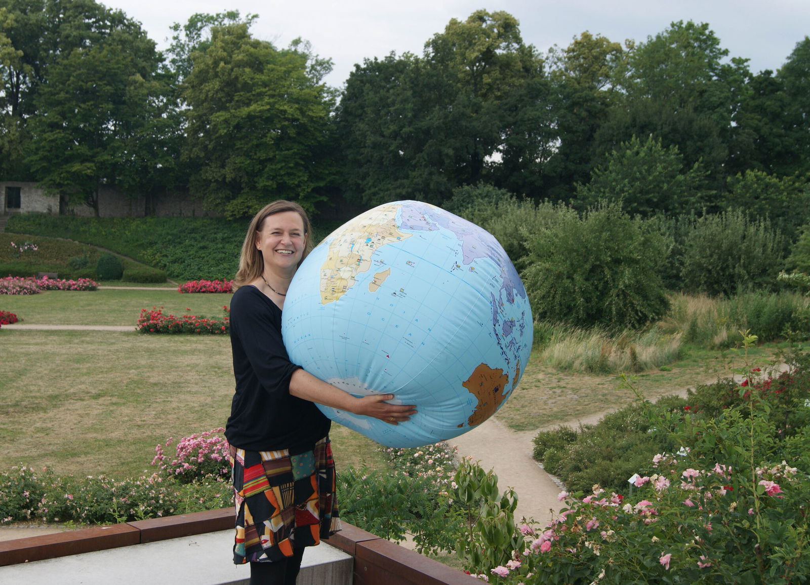 Michaela Grön Projekt „Lernen eine Welt zu sein“ entwickelt