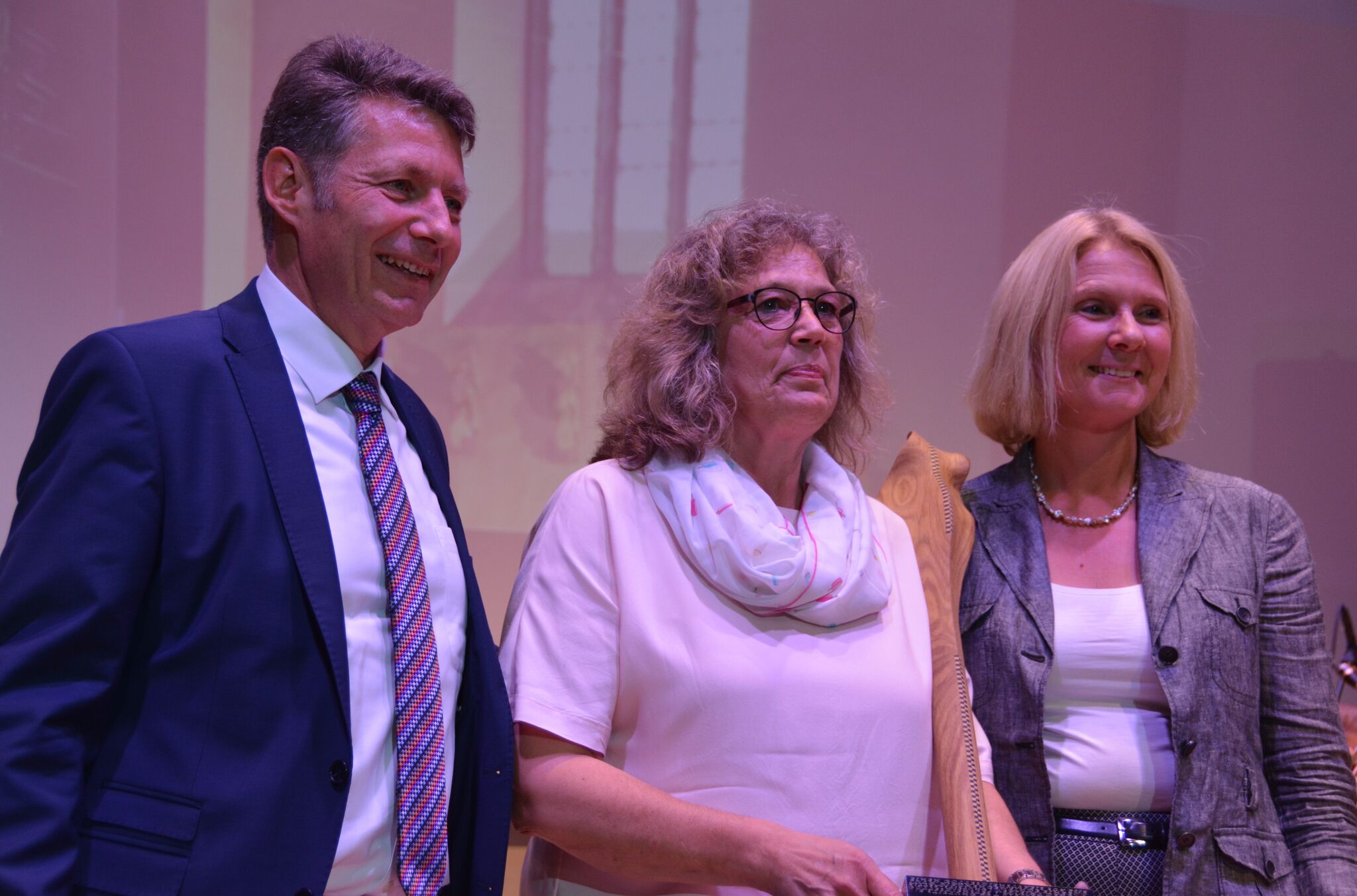 Verleihung Gottesdienstpreis_Susanne Hornung_Superintendentin Stephanie von Lingen