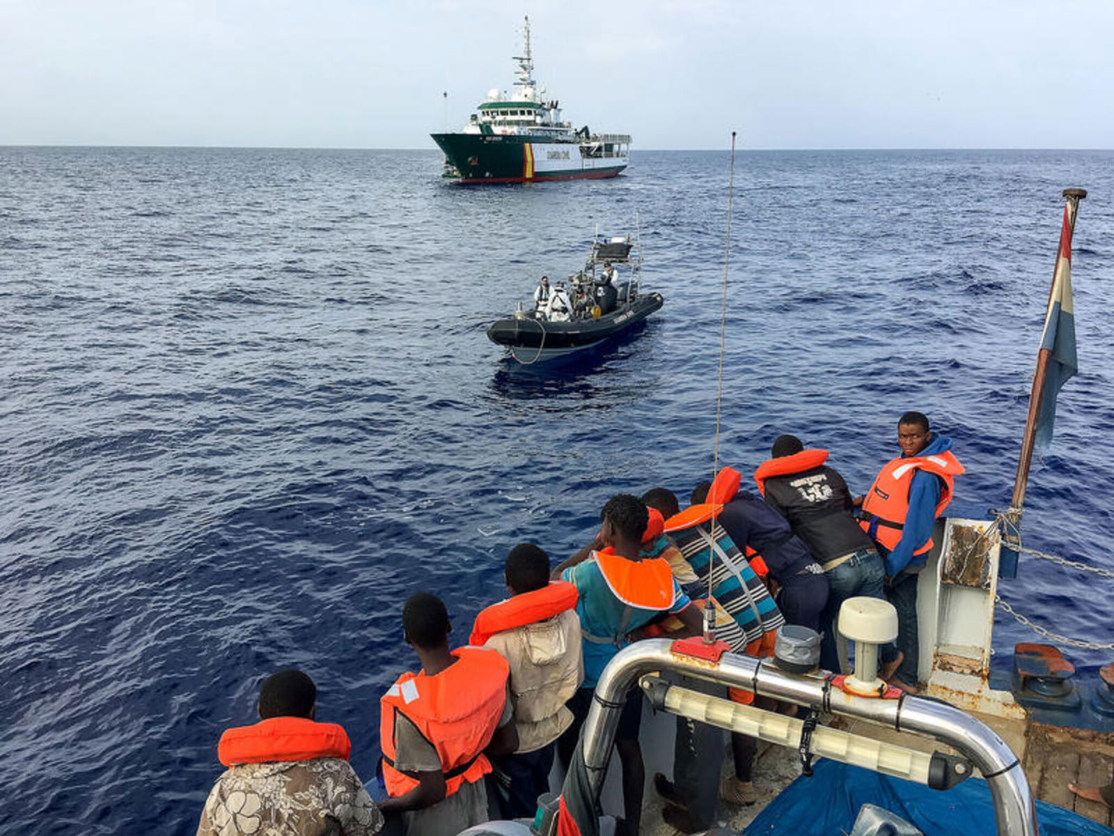 Seenotrettung_Sea Watch 2_2016_epd Bild_Christian Ditsch