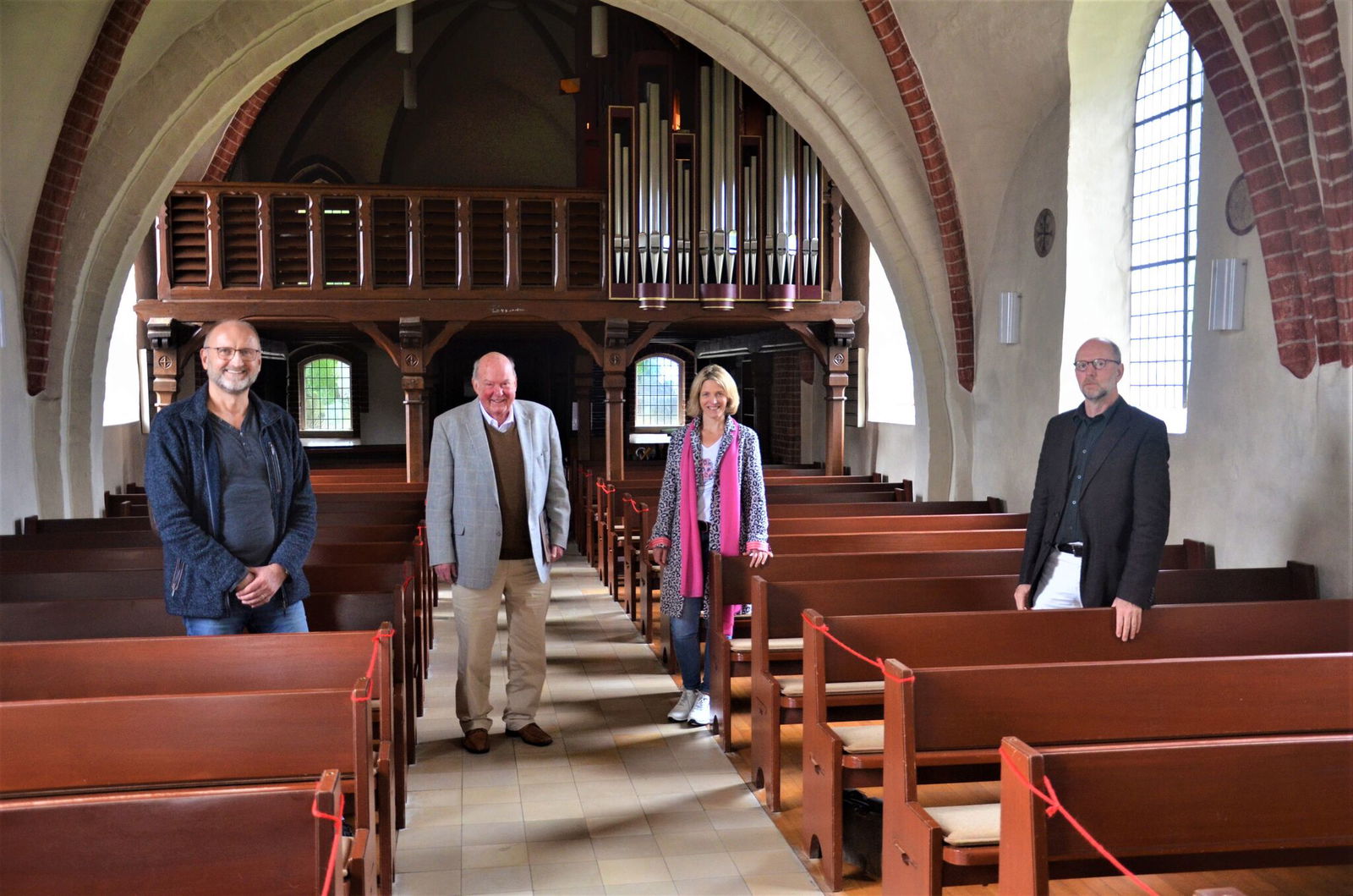 Orgel Mellendorf_Gruppenfoto_(c) Andrea Hesse