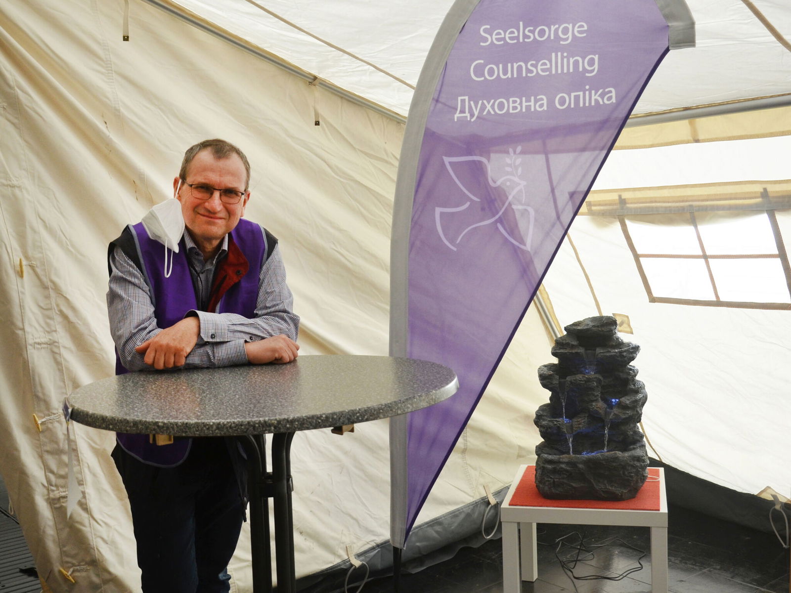 Seelsorgezelt_Messehalle Hannover