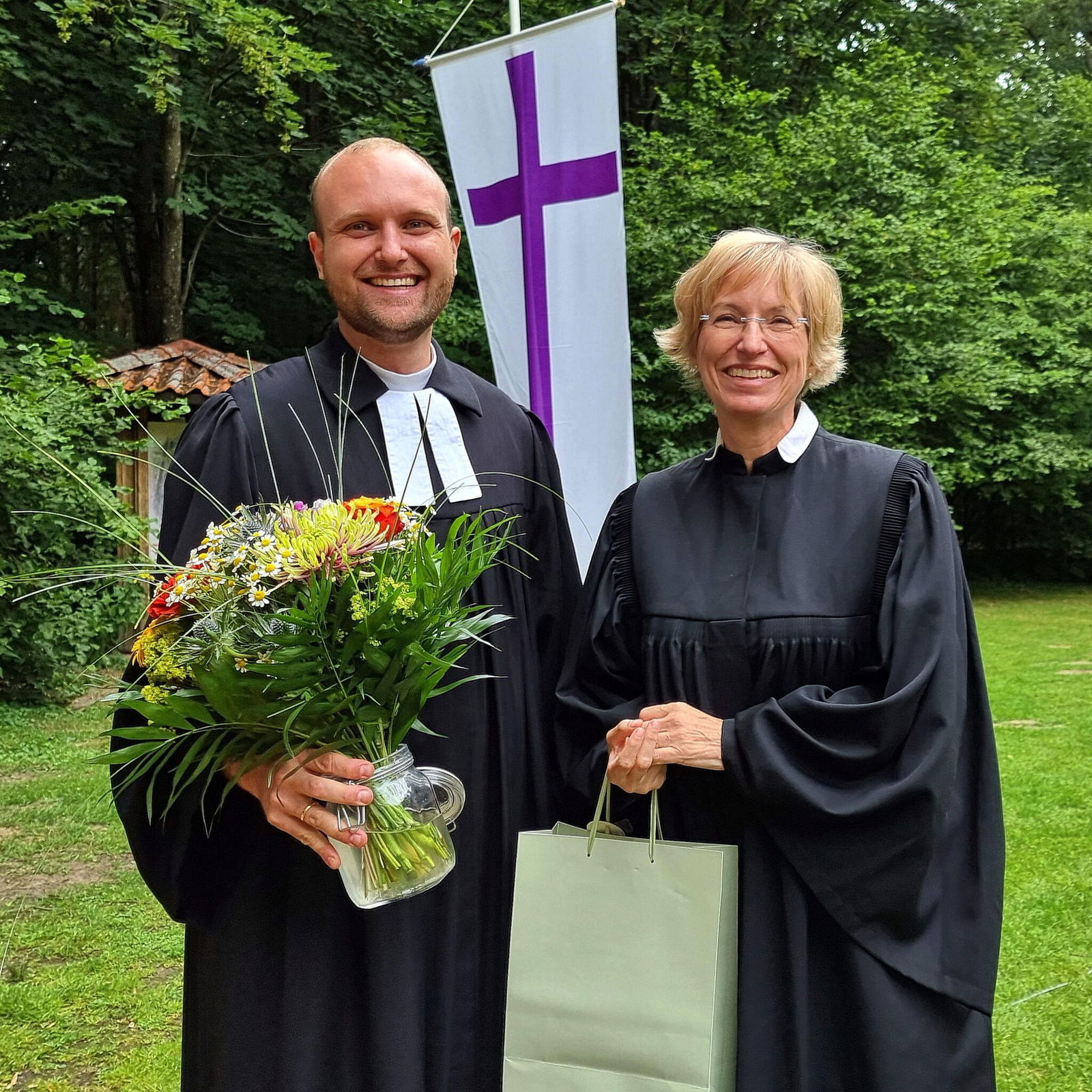 Waldgottesdienst - Dr. Wendebourg und von Blumröder