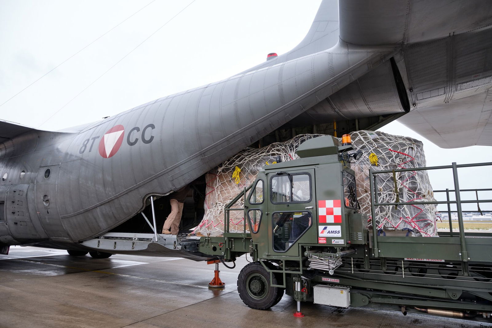 Die Instrumente wurden bereits in den Libanon transportiert und dort vom Nationalen Konservatorium in Empfang genommen (Foto: Bechstein-Stiftung).