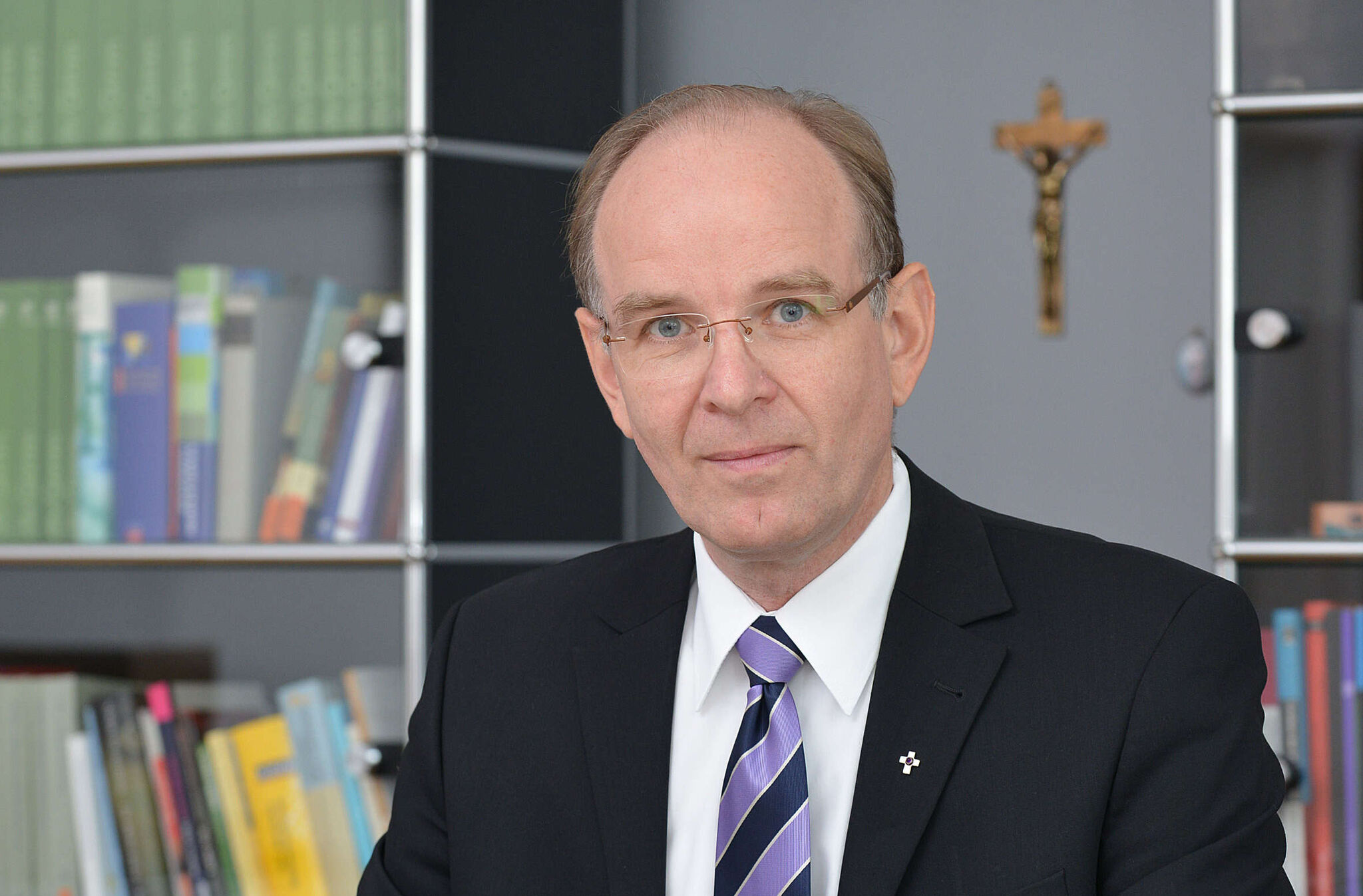 meister_ralf_quer_ernst_krawatte_lila