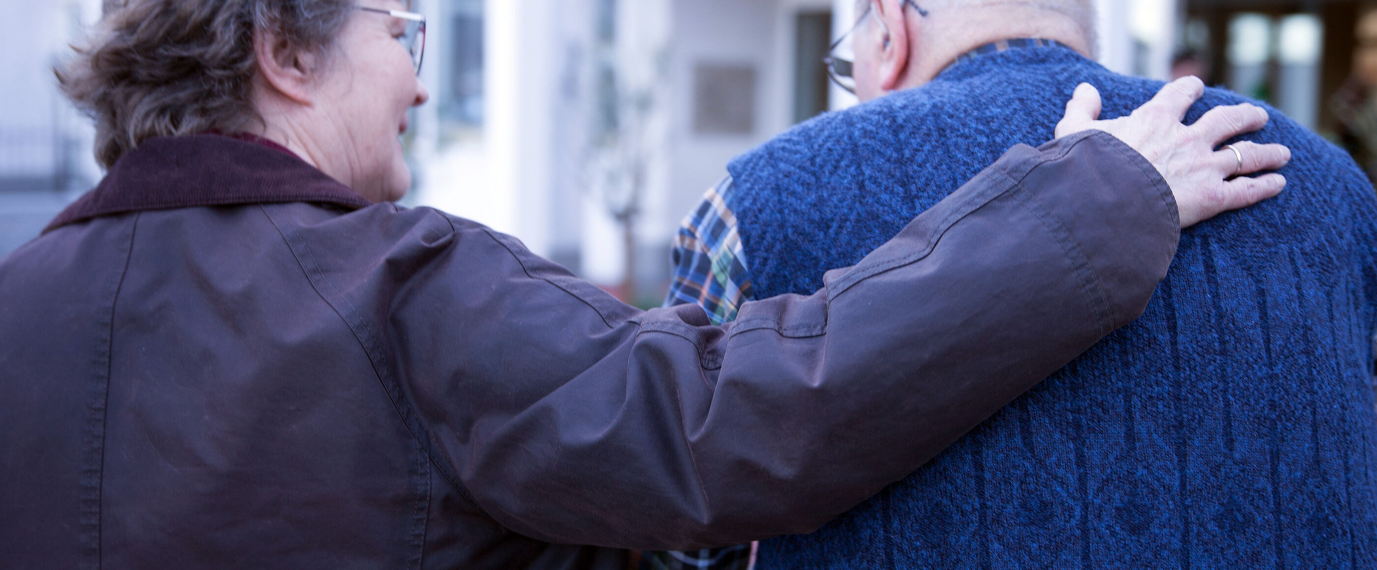 „Viele Einsame haben verlernt, zu kommunizieren. Manchmal ist es nötig, sie an die Hand zu nehmen.“ Foto: Symbolbild