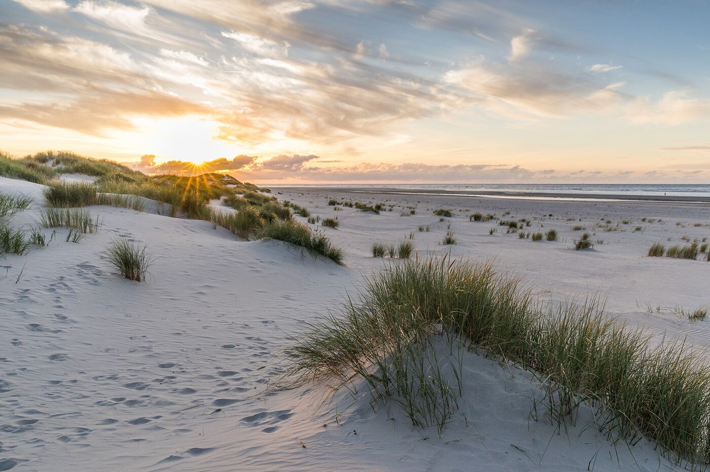 Sonnenaufgang am Strand 