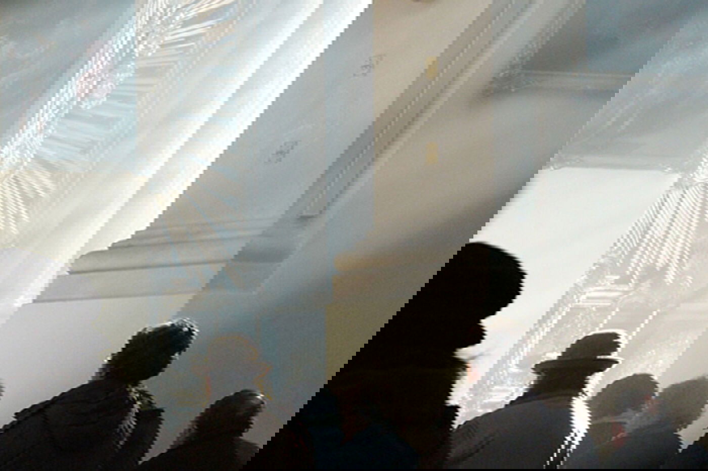 Lichtstrahl im Kirchenraum