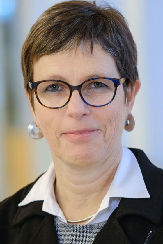 eine Frau im Portrait