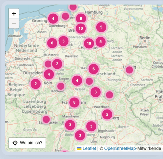 Ein Screenshot zeigt eine Deutschlandkarte mit vielen roten Punkten. 