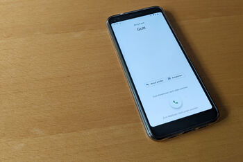 Was tun, wenn mich der Ruf Gottes ereilt? Rangehen? Das fragt Christian Plitzko in seiner Andacht.
