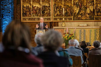 Franz Muentefering bei einem Vortrag in der Marktkirche Hannover (Foto: Jens Schulze).