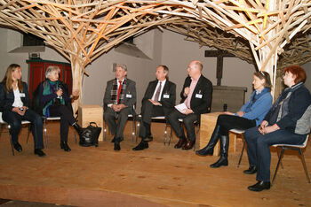 Gespraechsrunde_familien_in_not_hildesheim