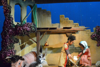 Krippenszene der Augsburger Puppenkiste. Bild: epd