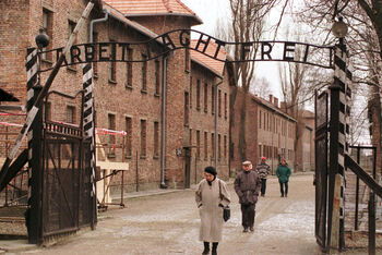 auschwitz_eingang