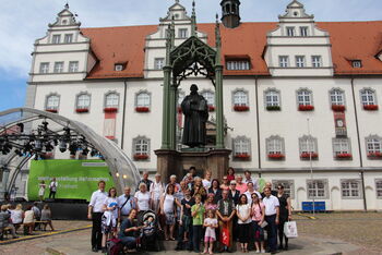 Fahrt nach Wittenberg KK Winsen 2017 Gruppenfoto Marktplatz 