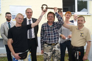 Schluesseluebergabe_Herberge zur Heimat_Hildesheim