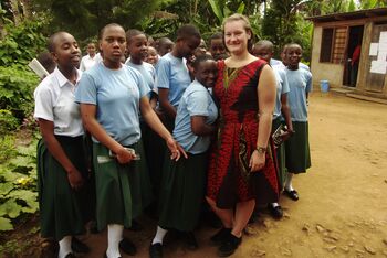 Offene Jugend Rosengarten_Tansania mit Schuelern