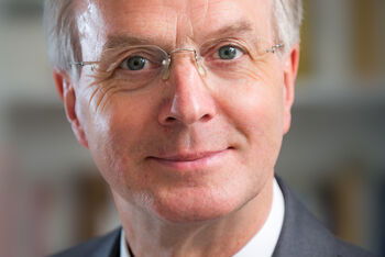 Dr. Klahr_Portrait_Weihnachtsbotschaft 2018