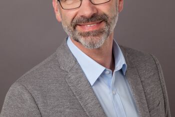 Pastor Juergen P. Stahlhut_Portrait