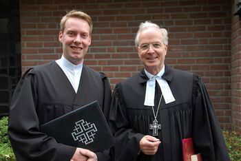 Einsegnung Jungdiakon Philip Krieger_mit Dr Klahr_Betlehemkirche Meppen