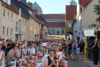 Lange Tafel_Paulusfest_Obere Burgstrasse