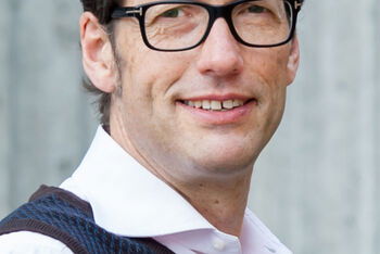 Portrait-Ulrich Schnabel-1_Foto Martina van Kann