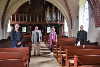 Orgel Mellendorf_Gruppenfoto_(c) Andrea Hesse