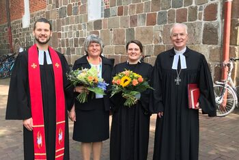 Ordination Angela Kirschstein 2-Foto-Marion Steinhorst-Coordes-ab
