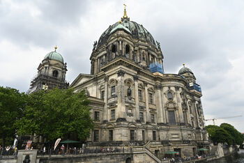 Der Berliner Dom auf der Museumsinsel. Foto: epd-bild/Heike Lyding