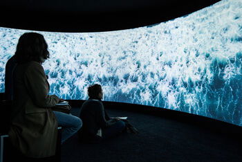 erlebnisraum_Taufe_videowall