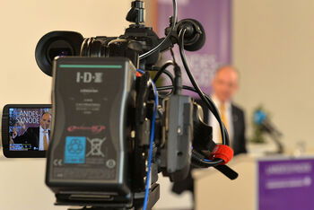 bischofsbericht_kamera