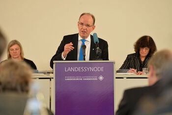 JS5_5709_Bischofsbericht Plenum