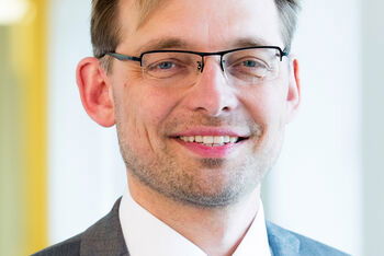 Oberlandeskirchenrat Fabian Spier, Leiter der Finanzabteilung im Landeskirchenamt.