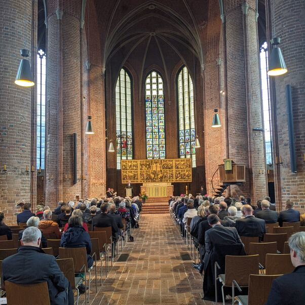 Der ökumenische Gottesdienst bildete den Auftakt der Feierlichkeiten zum 75. Landesjubiläum. (Foto: Themenraum)
