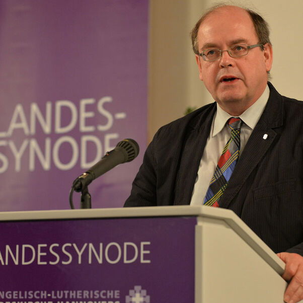 hasselhorn_bunte_krawatte