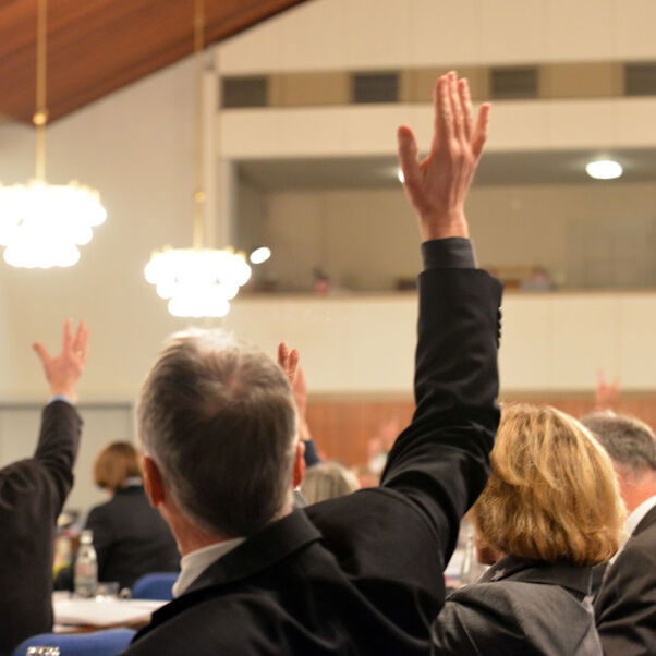 abstimmung_im_saal