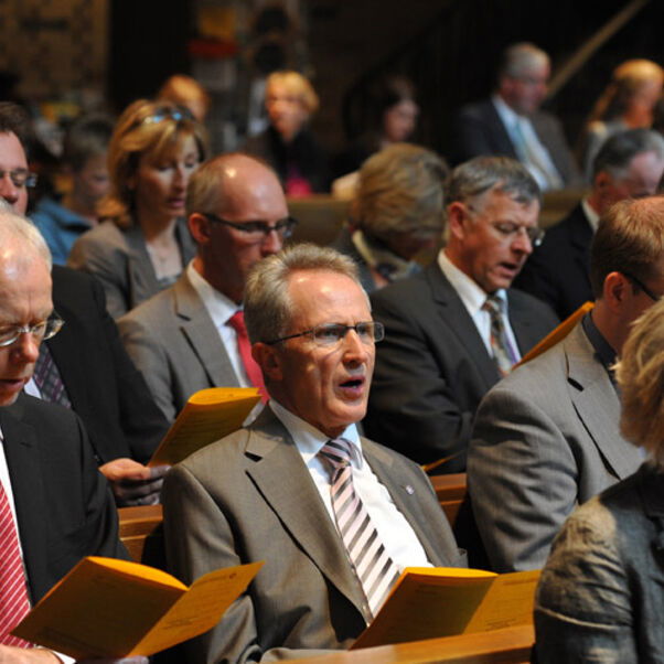 godi_gesang_toedter_bade