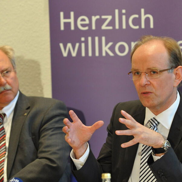 pressekonferent_schneider_meister