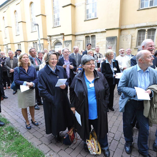 1_lutherbaum_publikum