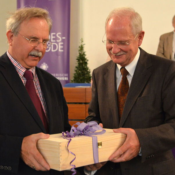 guntau_schneider_geschenk