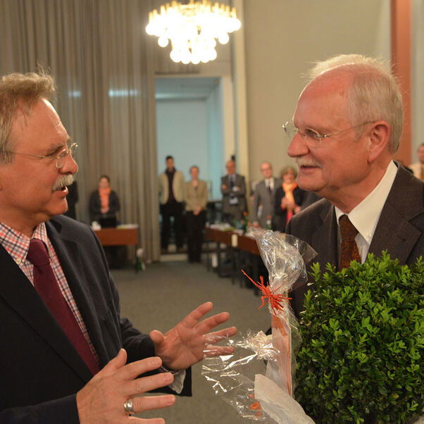 guntau_schneider_geste