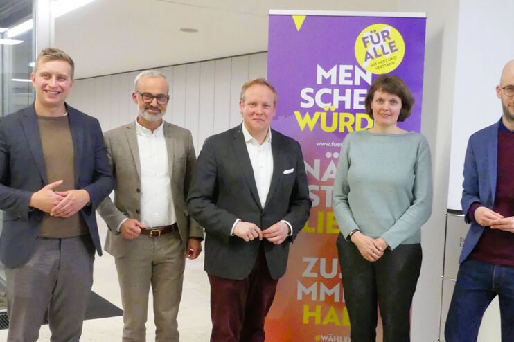 Teilnehmer:innen der Podiumsdiskussion Bundestagswahl