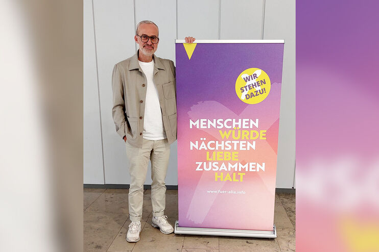 Menschenwuerde. Nächstenliebe. Zusammenhalt