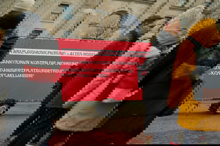 Großplakat gegen die Bürgergeld-Reform