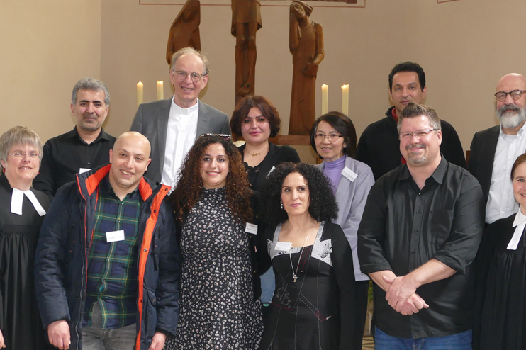 Die interkulturellen Lektorinnen und Lektoren nach dem Gottesdienst